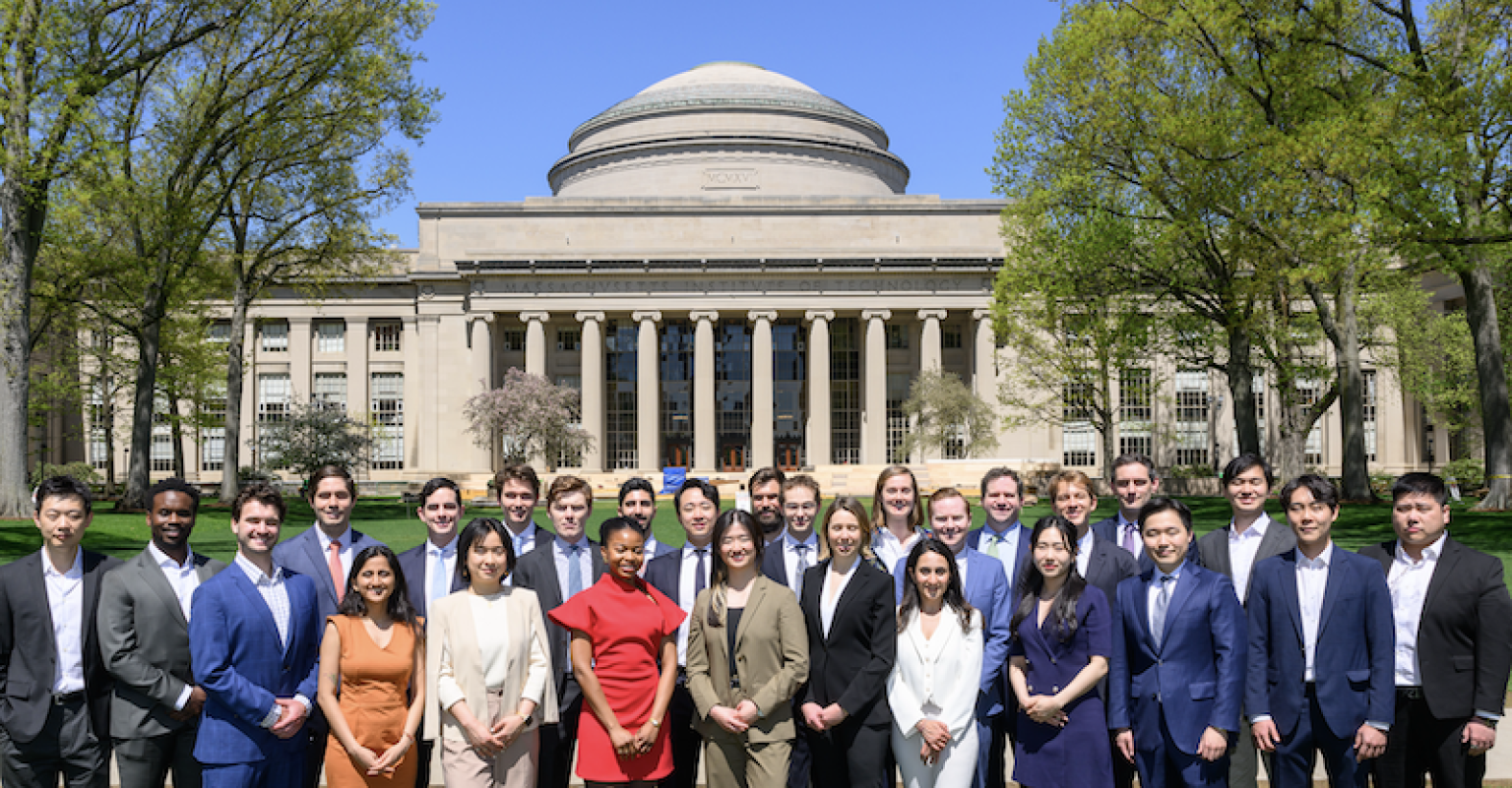 2025 class in front of MIT dome